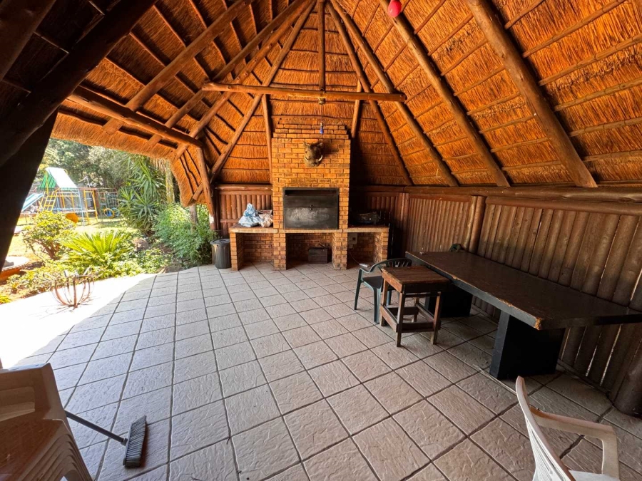 5 Bedroom Property for Sale in Albemarle Gauteng
