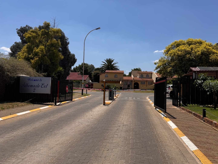 5 Bedroom Property for Sale in Albemarle Gauteng