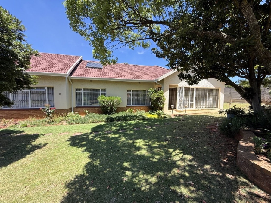 4 Bedroom Property for Sale in Discovery Gauteng