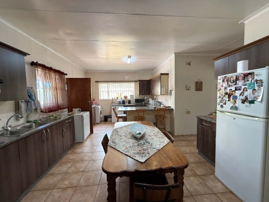 4 Bedroom Property for Sale in Discovery Gauteng
