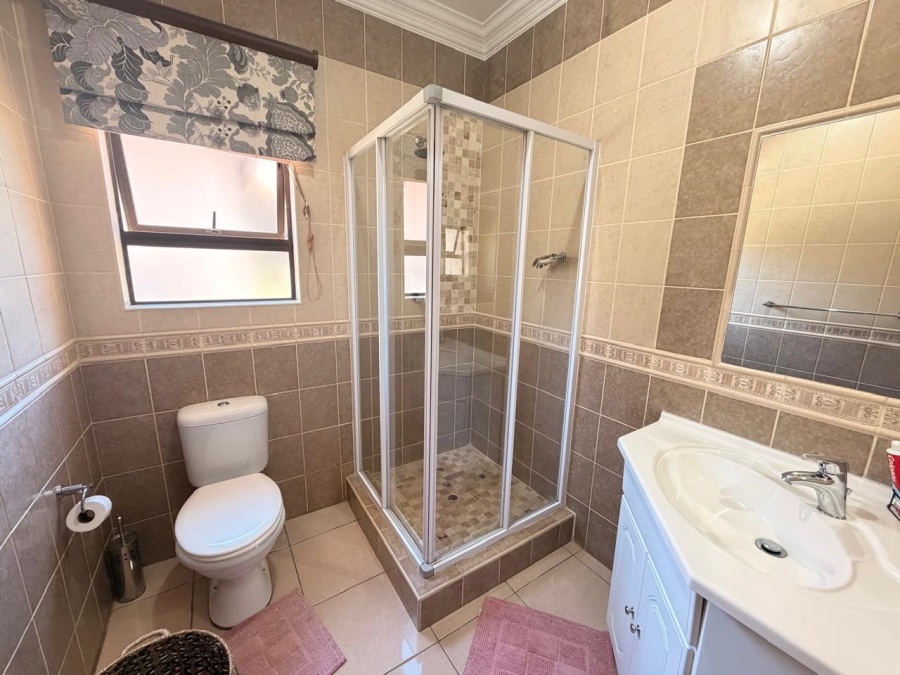 4 Bedroom Property for Sale in Meyersdal Gauteng
