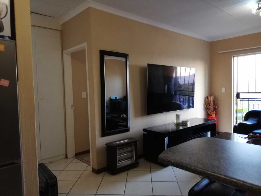 2 Bedroom Property for Sale in Honeypark Gauteng