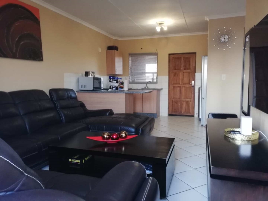 2 Bedroom Property for Sale in Honeypark Gauteng