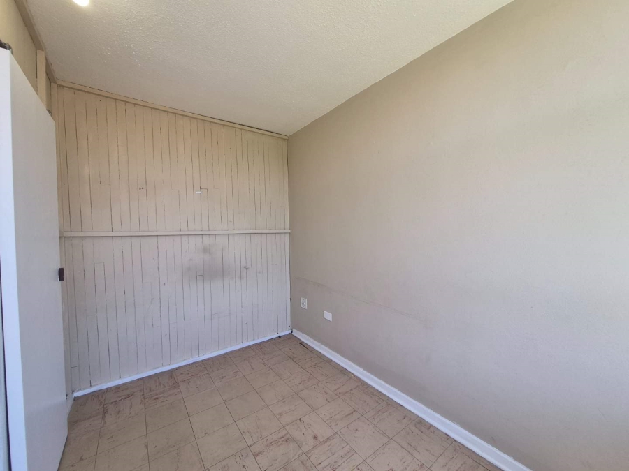 To Let 1 Bedroom Property for Rent in Kempton Park Central Gauteng