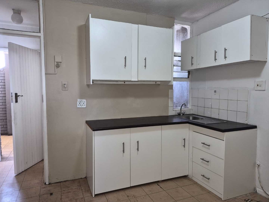 To Let 1 Bedroom Property for Rent in Kempton Park Central Gauteng