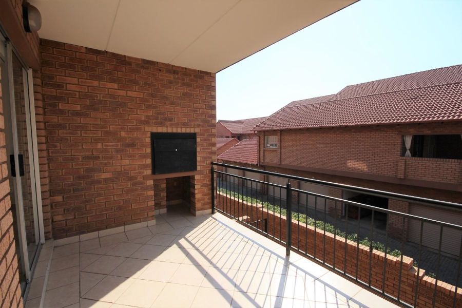 To Let 2 Bedroom Property for Rent in Hazeldean Gauteng