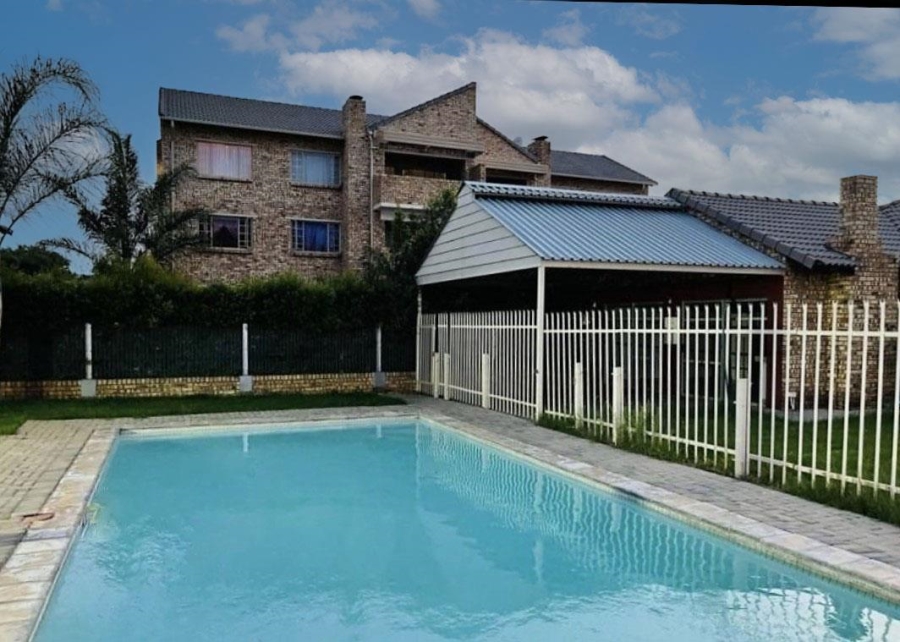 To Let 2 Bedroom Property for Rent in Celtisdal Gauteng