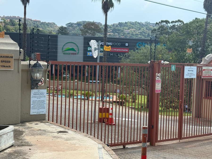 2 Bedroom Property for Sale in Helderkruin Gauteng