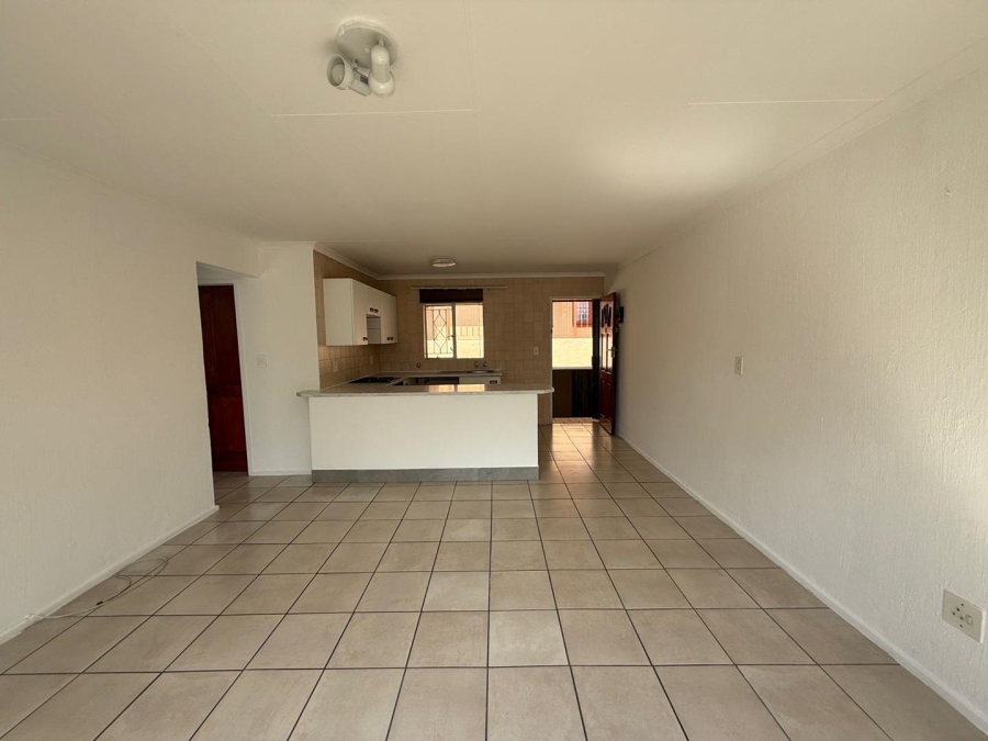 2 Bedroom Property for Sale in Helderkruin Gauteng