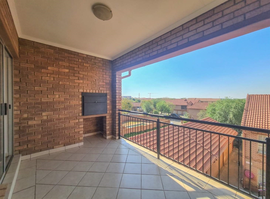 To Let 2 Bedroom Property for Rent in Hazeldean Gauteng