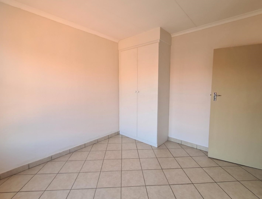 To Let 2 Bedroom Property for Rent in Hazeldean Gauteng