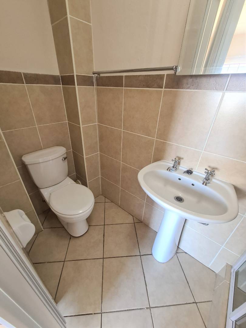 To Let 2 Bedroom Property for Rent in Hazeldean Gauteng