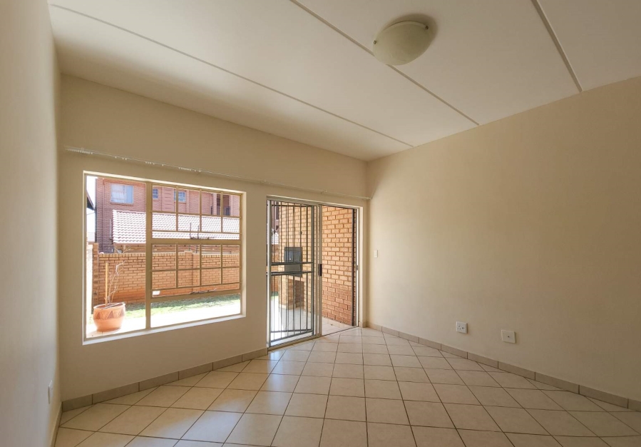 To Let 3 Bedroom Property for Rent in Hazeldean Gauteng