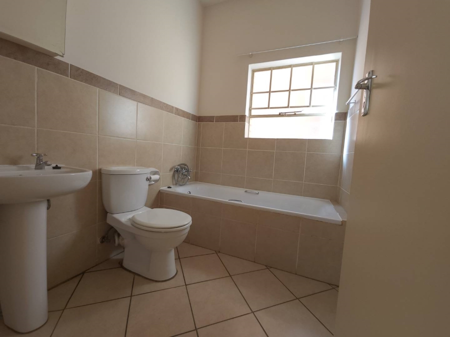 To Let 3 Bedroom Property for Rent in Hazeldean Gauteng