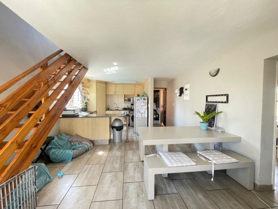 3 Bedroom Property for Sale in Birchleigh Gauteng