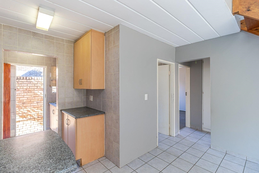 3 Bedroom Property for Sale in Wilgeheuwel Gauteng