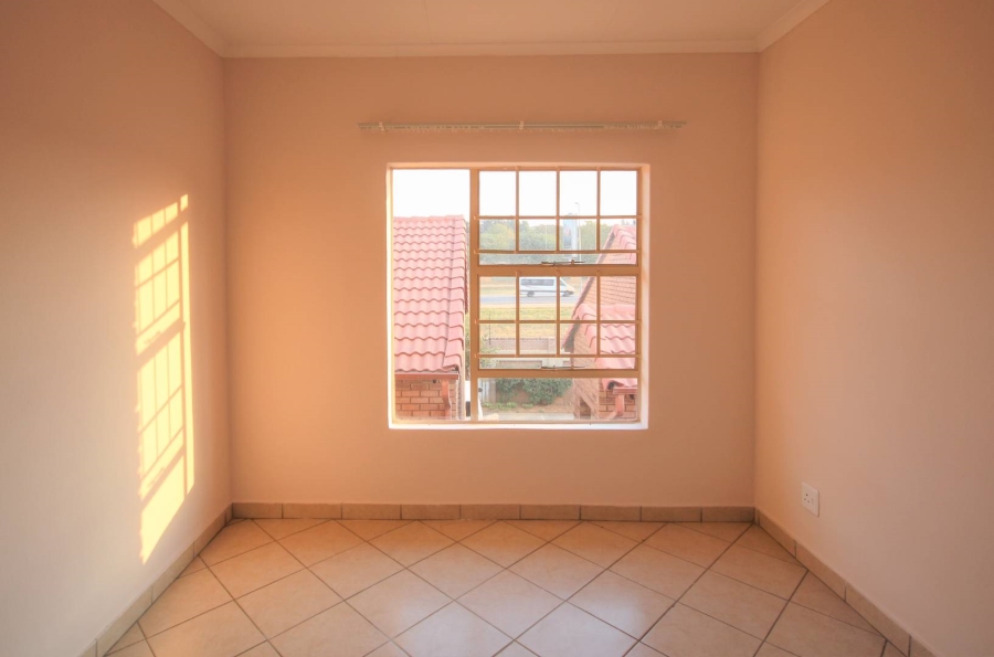 To Let 2 Bedroom Property for Rent in Hazeldean Gauteng