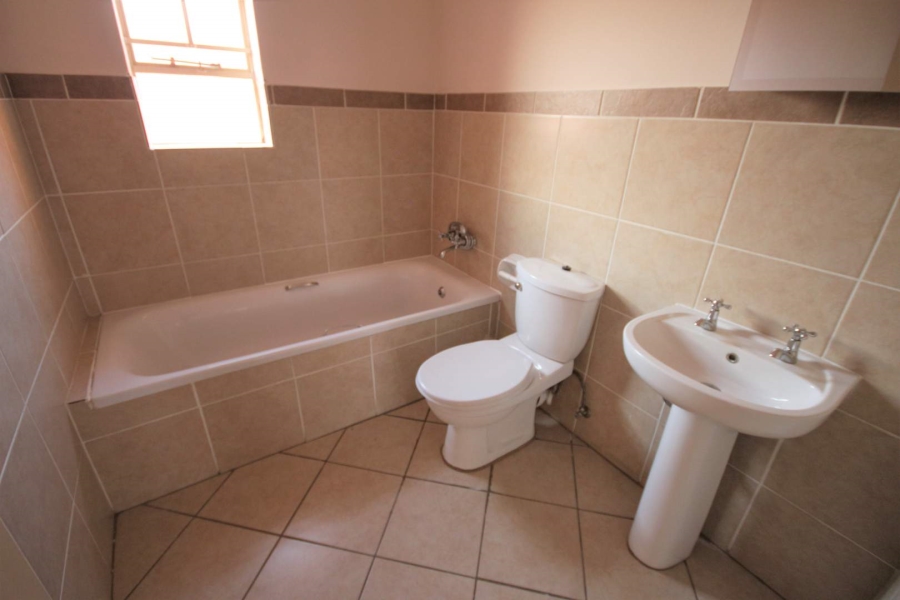 To Let 2 Bedroom Property for Rent in Hazeldean Gauteng