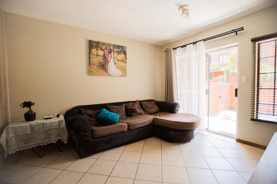 To Let 2 Bedroom Property for Rent in Mooikloof Ridge Gauteng