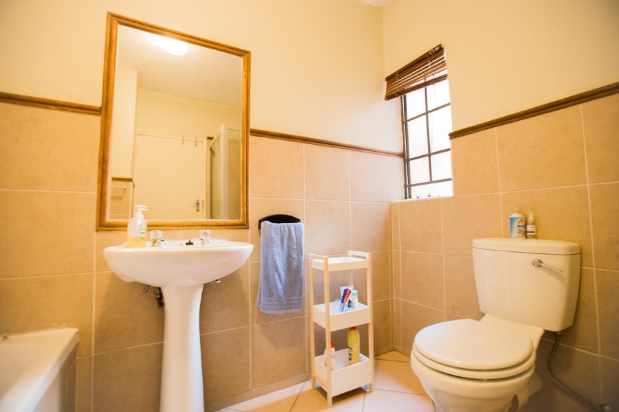 To Let 2 Bedroom Property for Rent in Mooikloof Ridge Gauteng