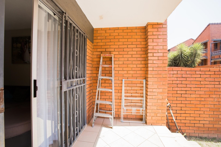 To Let 2 Bedroom Property for Rent in Mooikloof Ridge Gauteng