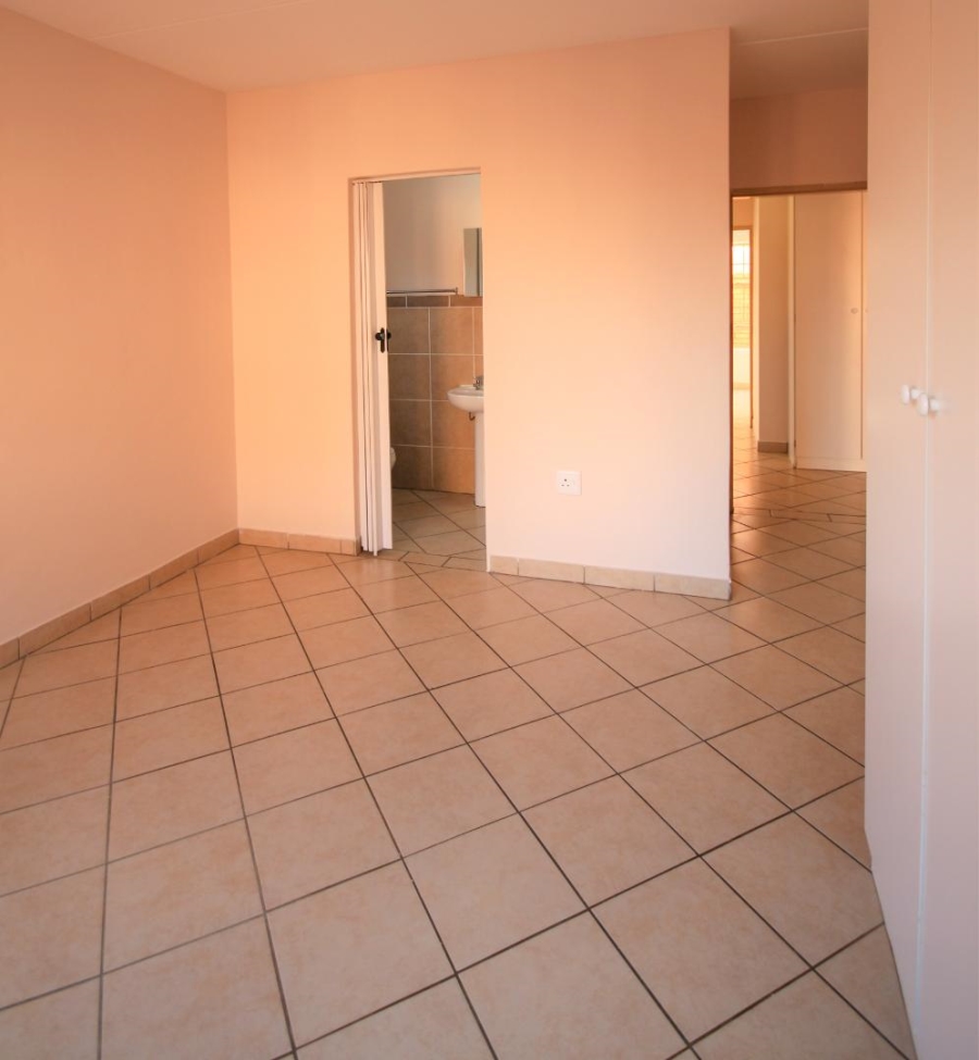 To Let 3 Bedroom Property for Rent in Hazeldean Gauteng