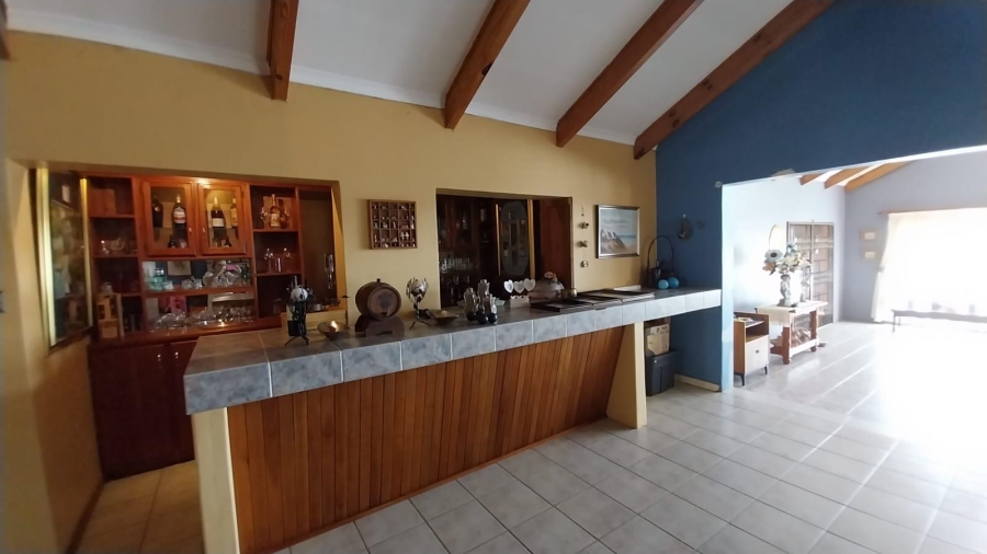 5 Bedroom Property for Sale in Mooikloof Gauteng