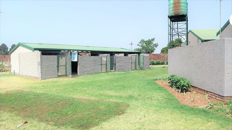 5 Bedroom Property for Sale in Mooikloof Gauteng