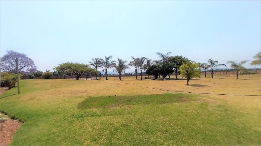 5 Bedroom Property for Sale in Mooikloof Gauteng