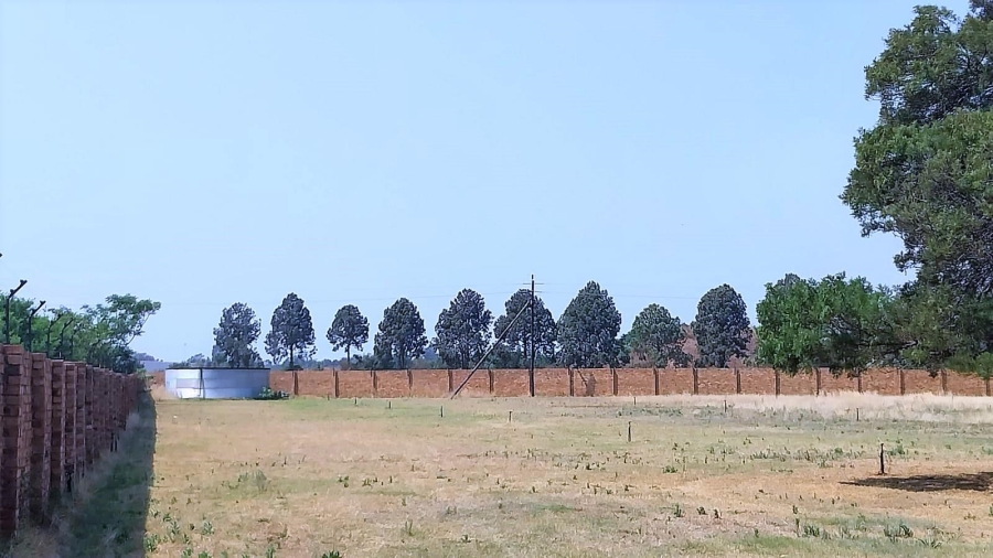 5 Bedroom Property for Sale in Mooikloof Gauteng