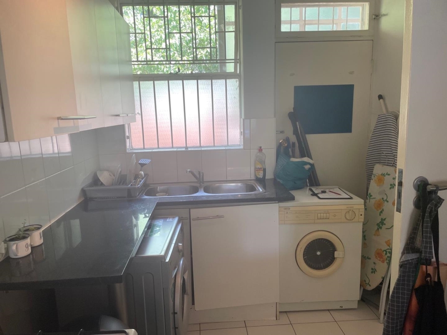 To Let 2 Bedroom Property for Rent in Illovo Gauteng