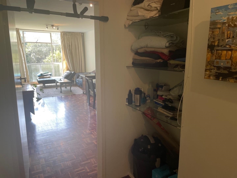 To Let 2 Bedroom Property for Rent in Illovo Gauteng