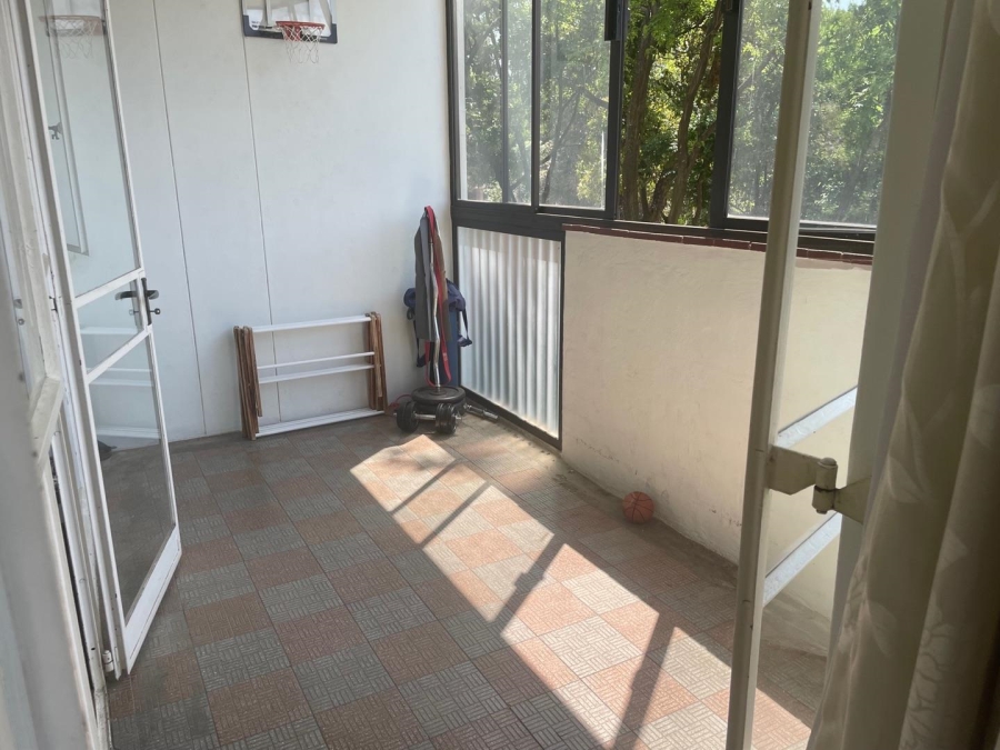 To Let 2 Bedroom Property for Rent in Illovo Gauteng