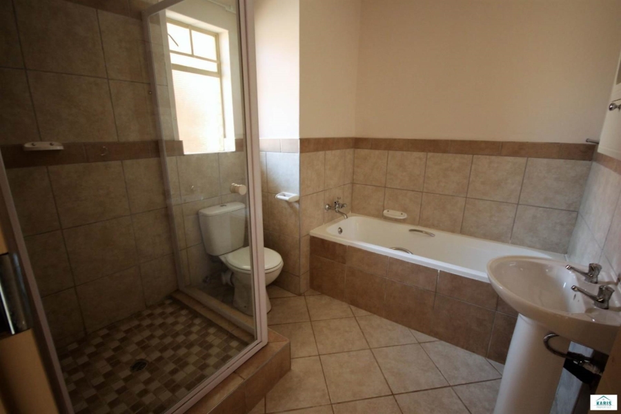 To Let 2 Bedroom Property for Rent in Elardus Park Gauteng