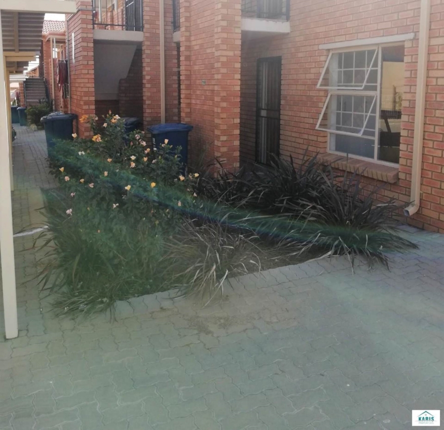 To Let 2 Bedroom Property for Rent in Elardus Park Gauteng