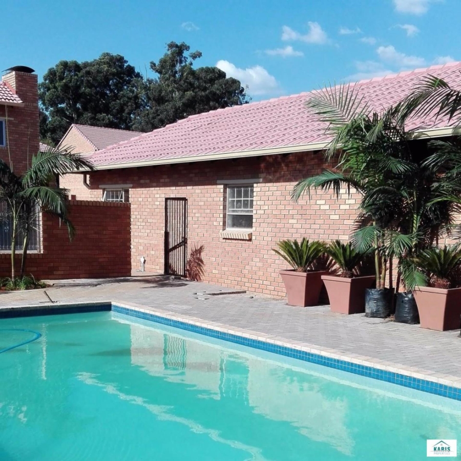 To Let 2 Bedroom Property for Rent in Elardus Park Gauteng