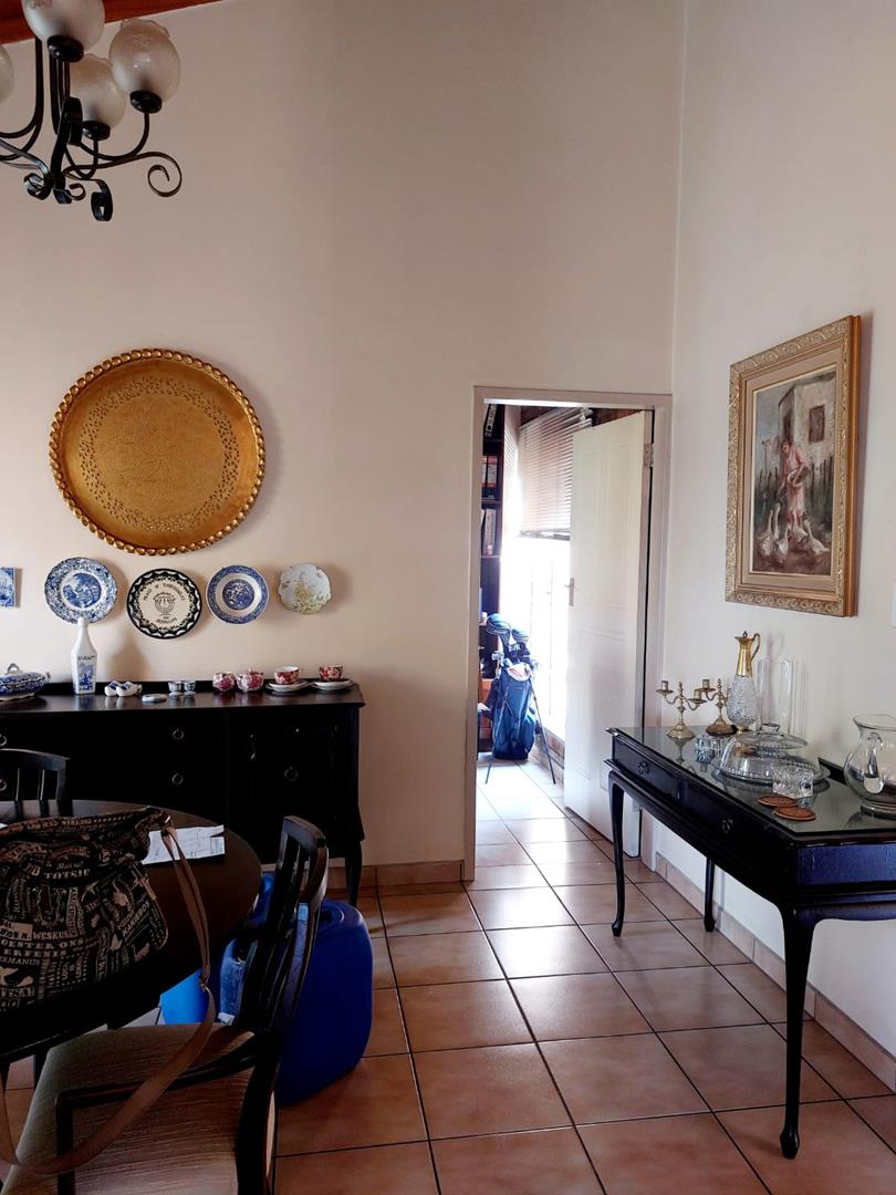 3 Bedroom Property for Sale in Val de Grace Gauteng