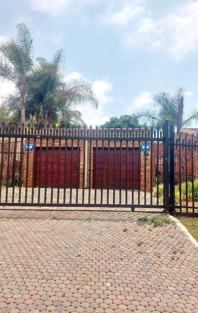 3 Bedroom Property for Sale in Val de Grace Gauteng