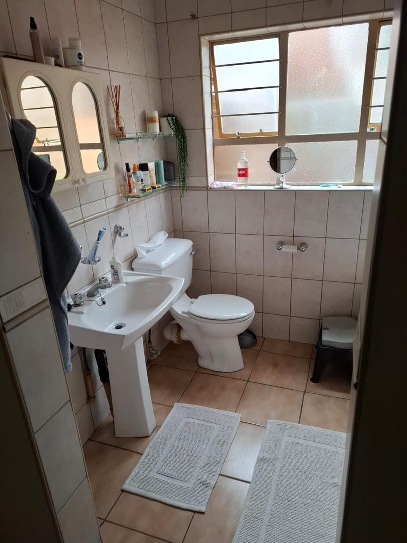 3 Bedroom Property for Sale in Val de Grace Gauteng