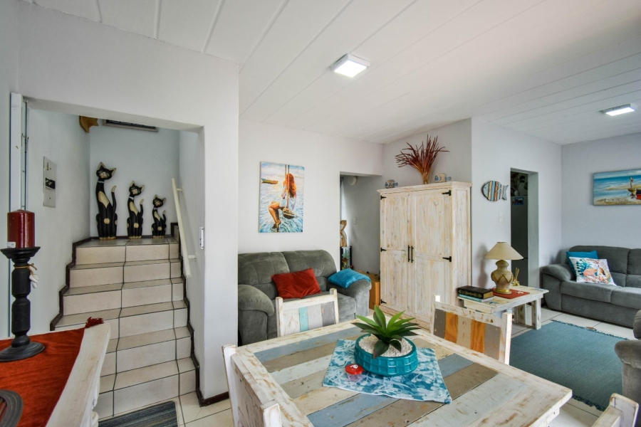 To Let 2 Bedroom Property for Rent in Garsfontein Gauteng