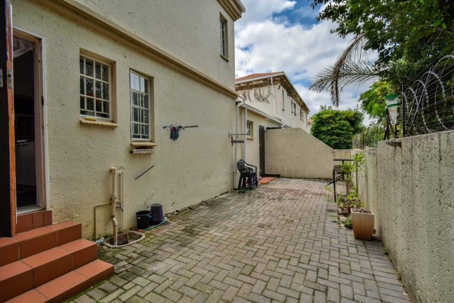 To Let 2 Bedroom Property for Rent in Garsfontein Gauteng