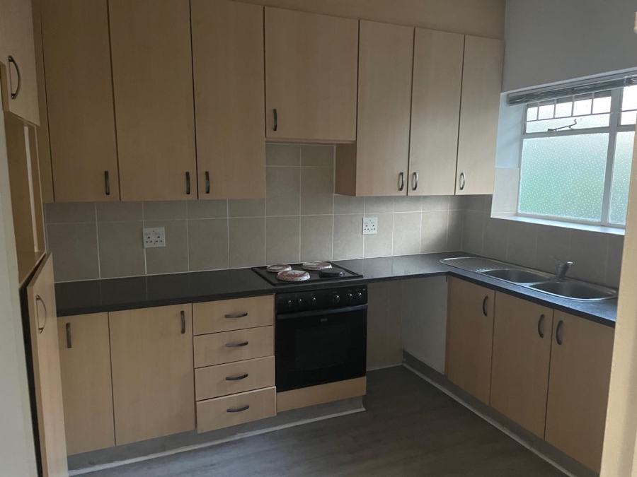 To Let 2 Bedroom Property for Rent in Orchards Gauteng