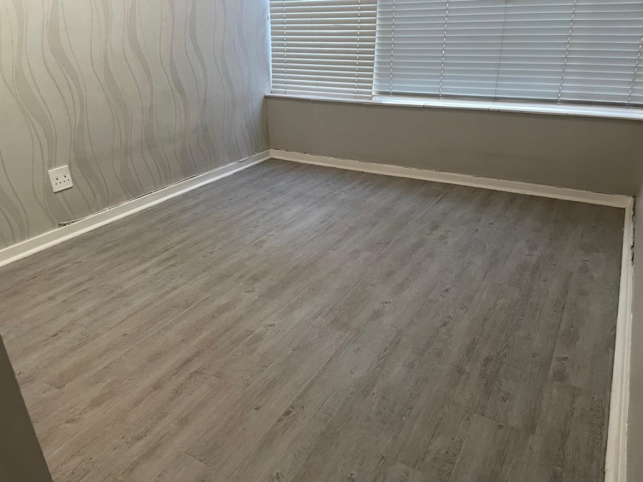 To Let 2 Bedroom Property for Rent in Orchards Gauteng