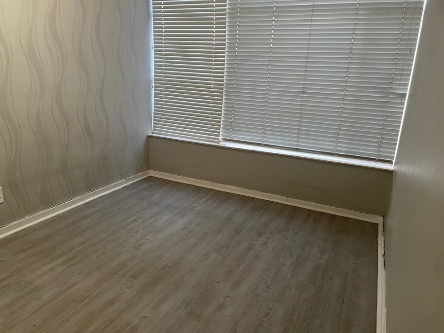 To Let 2 Bedroom Property for Rent in Orchards Gauteng