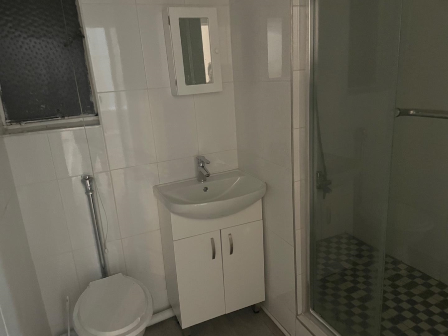 To Let 2 Bedroom Property for Rent in Orchards Gauteng