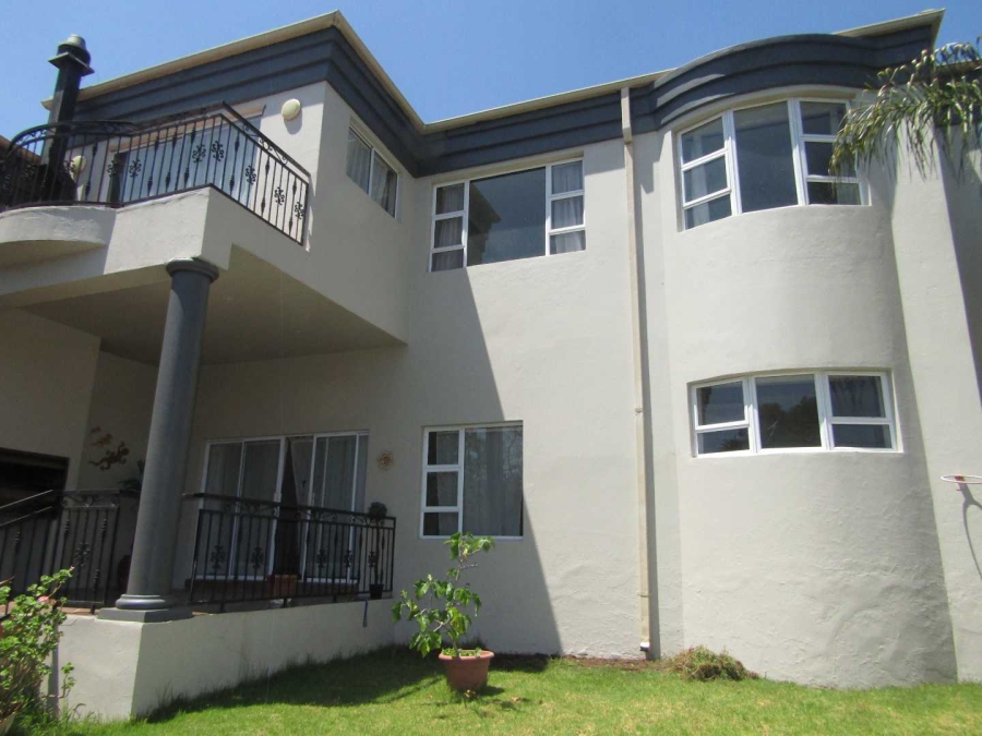 4 Bedroom Property for Sale in Glenhazel Gauteng
