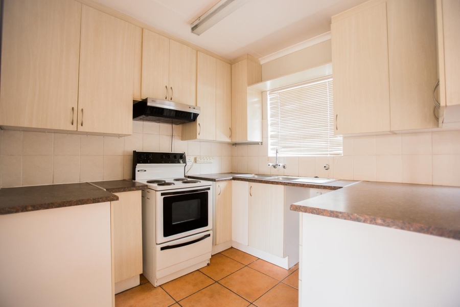 To Let 1 Bedroom Property for Rent in Rietvalleirand Gauteng