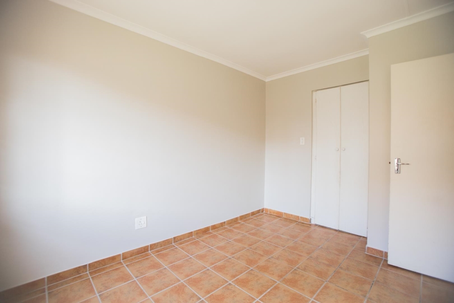 To Let 1 Bedroom Property for Rent in Rietvalleirand Gauteng