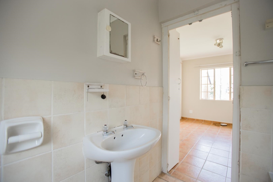 To Let 1 Bedroom Property for Rent in Rietvalleirand Gauteng