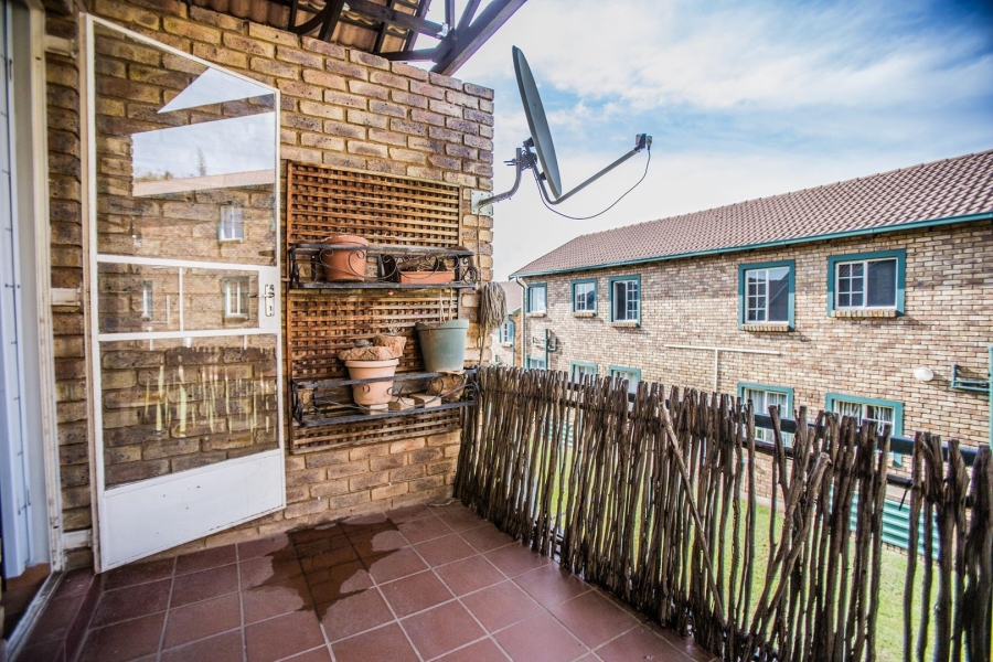 To Let 1 Bedroom Property for Rent in Rietvalleirand Gauteng